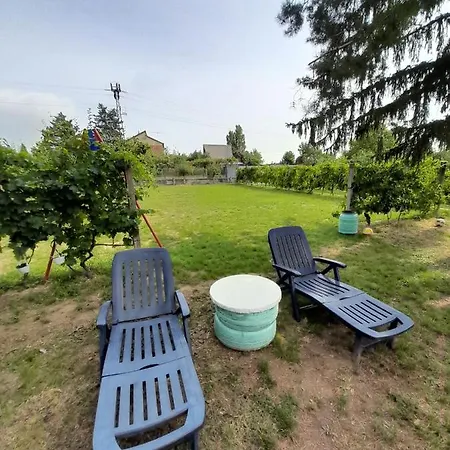 Ferienhaus Fruska Gora, Kuca Ruza Vetrova